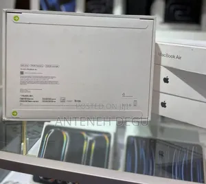 New Laptop Apple MacBook Air 16GB Apple M4 SSD 256GB