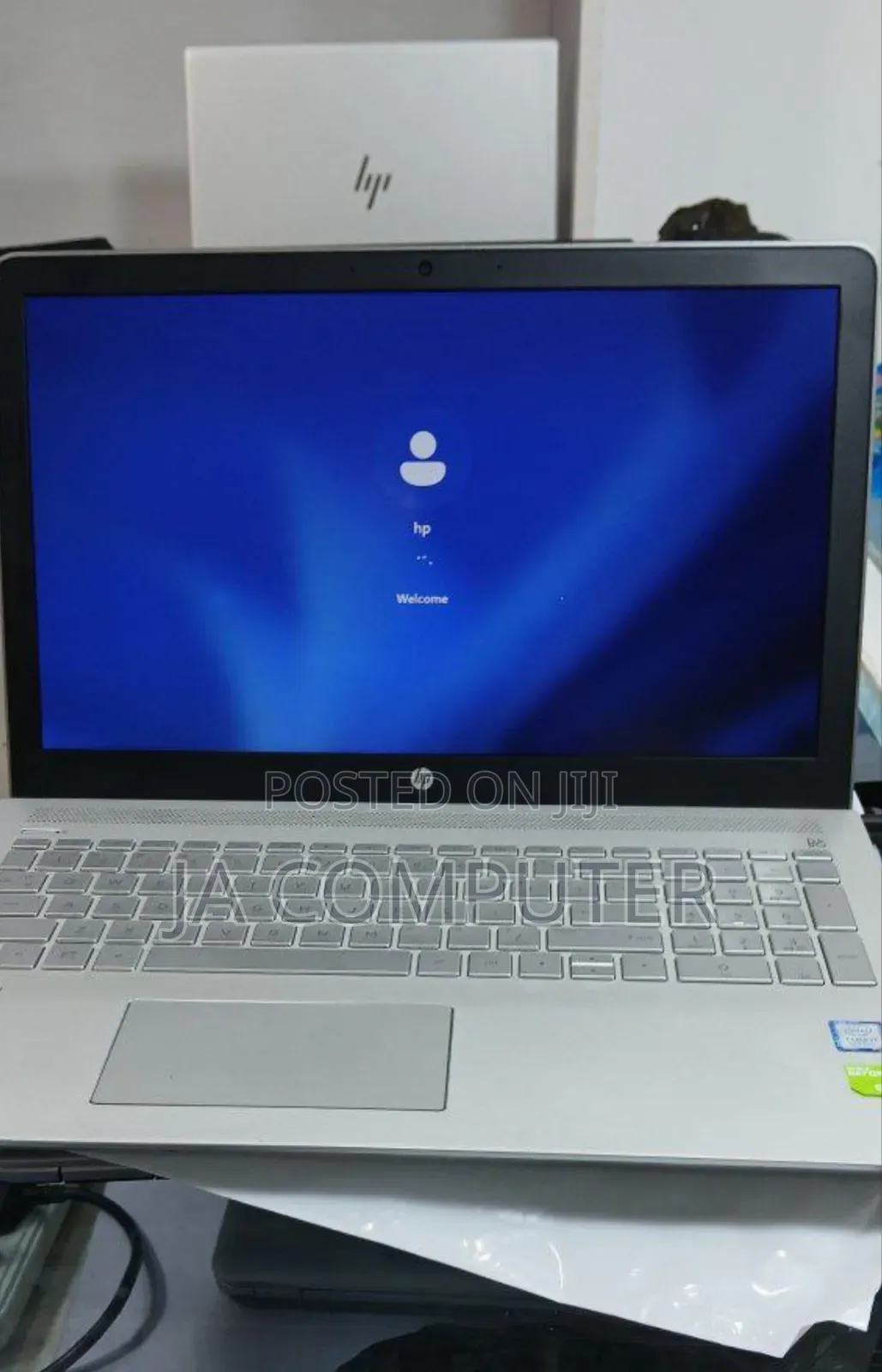 New Laptop HP Pavilion 15 8GB Intel Core I7 SSHD (Hybrid) 1.5T