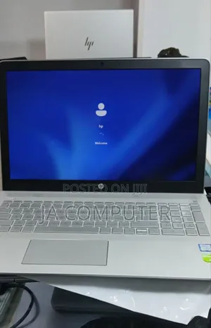 New Laptop HP Pavilion 15 8GB Intel Core I7 SSHD (Hybrid) 1.5T