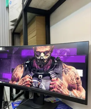 Dell Ultrsharped Curved Monitor