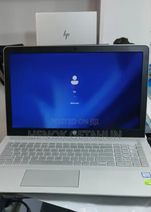 New Laptop HP Pavilion 15 8GB Intel Core I7 SSD 256GB