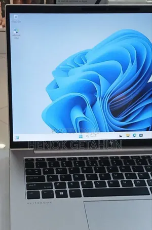 New Laptop HP EliteBook 840 16GB AMD Ryzen 5 SSD 512GB