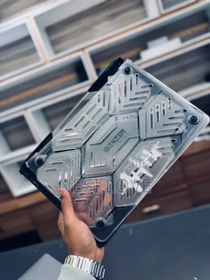 New Laptop Apple MacBook Pro 2017 8GB Intel Core I5 SSD 256GB