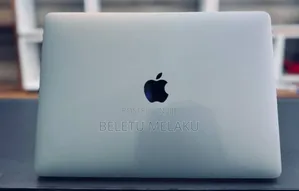 New Laptop Apple MacBook Pro 2017 8GB Intel Core I5 SSD 256GB