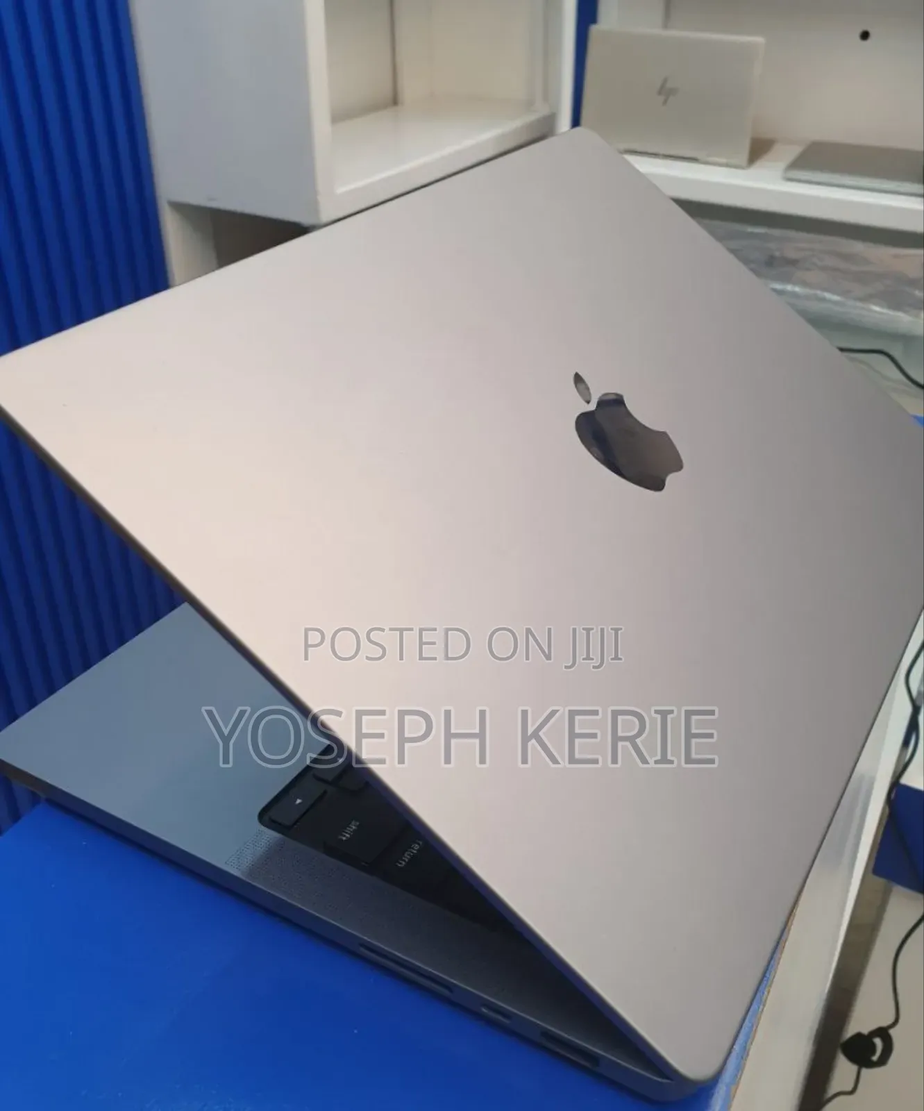 New Laptop Apple MacBook Pro M1 16GB Apple M1 Pro SSD 1T