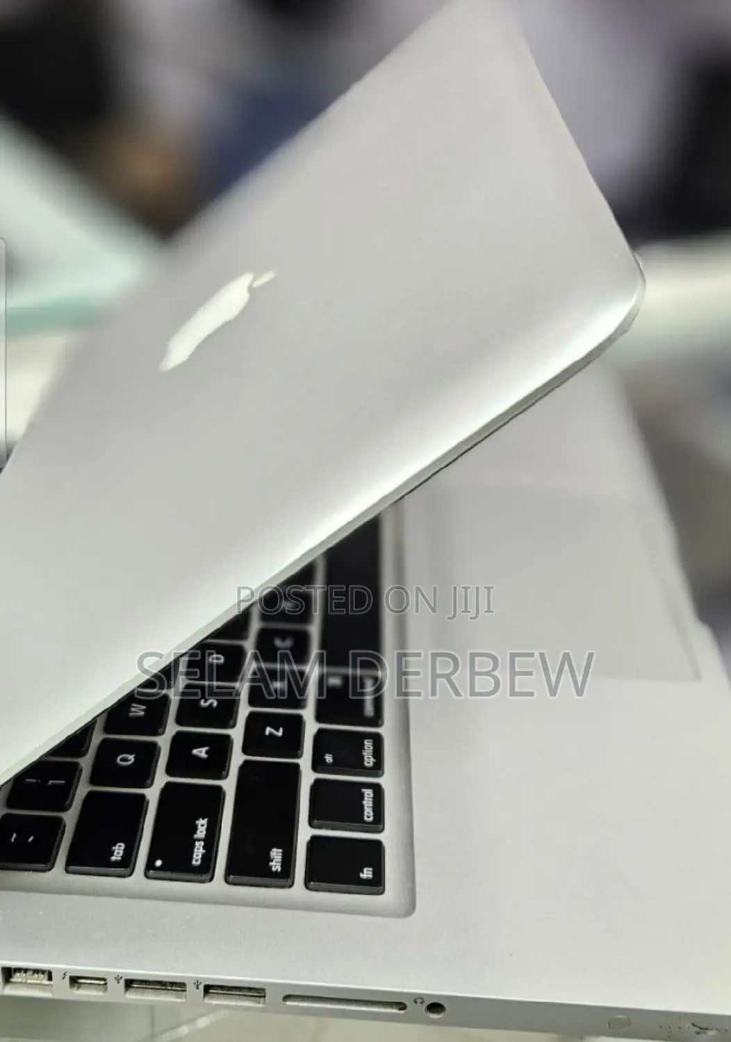 Laptop Apple MacBook Pro 2012 4GB Intel Core I5 SSD 256GB