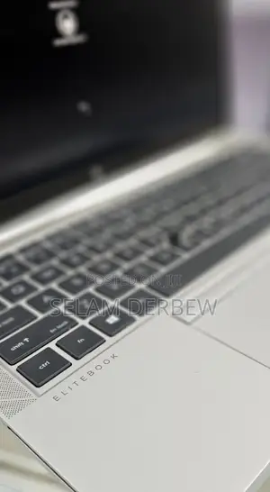New Laptop HP EliteBook 840 G8 16GB Intel Core I5 SSD 512GB
