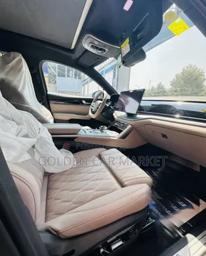 New BYD Tang DM-i 2025 Ivory