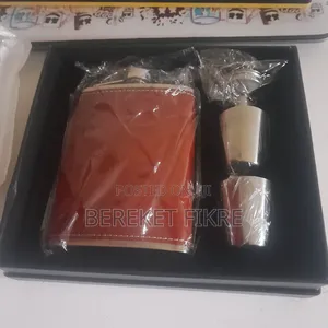 Photo - Stainless Steel Leather Wine Hip Flask Set Whiskey Bottle