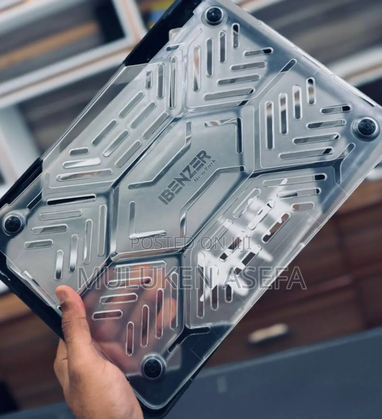 New Laptop Apple MacBook Pro 2017 8GB SSD 256GB