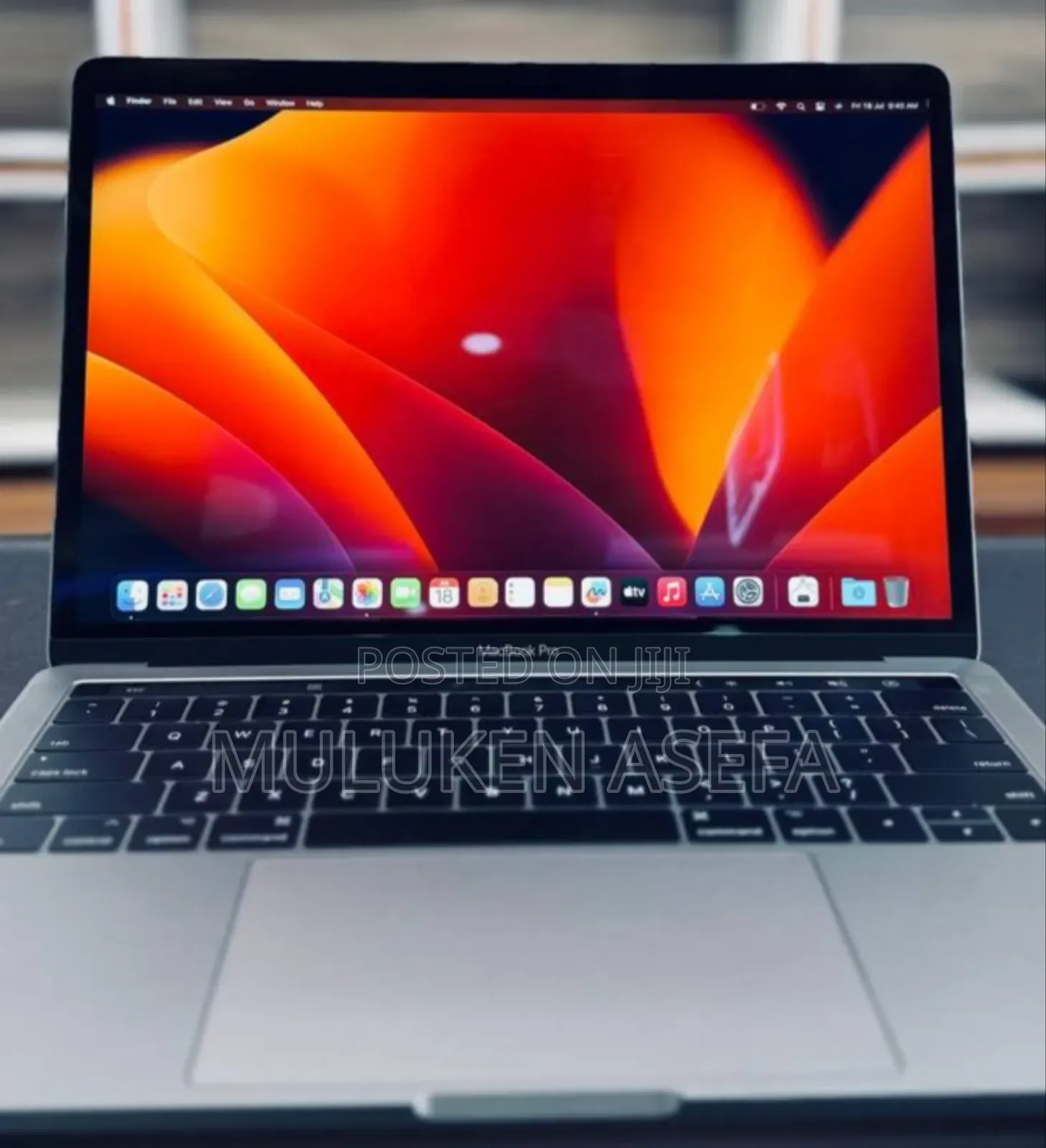 New Laptop Apple MacBook Pro 2017 8GB SSD 256GB