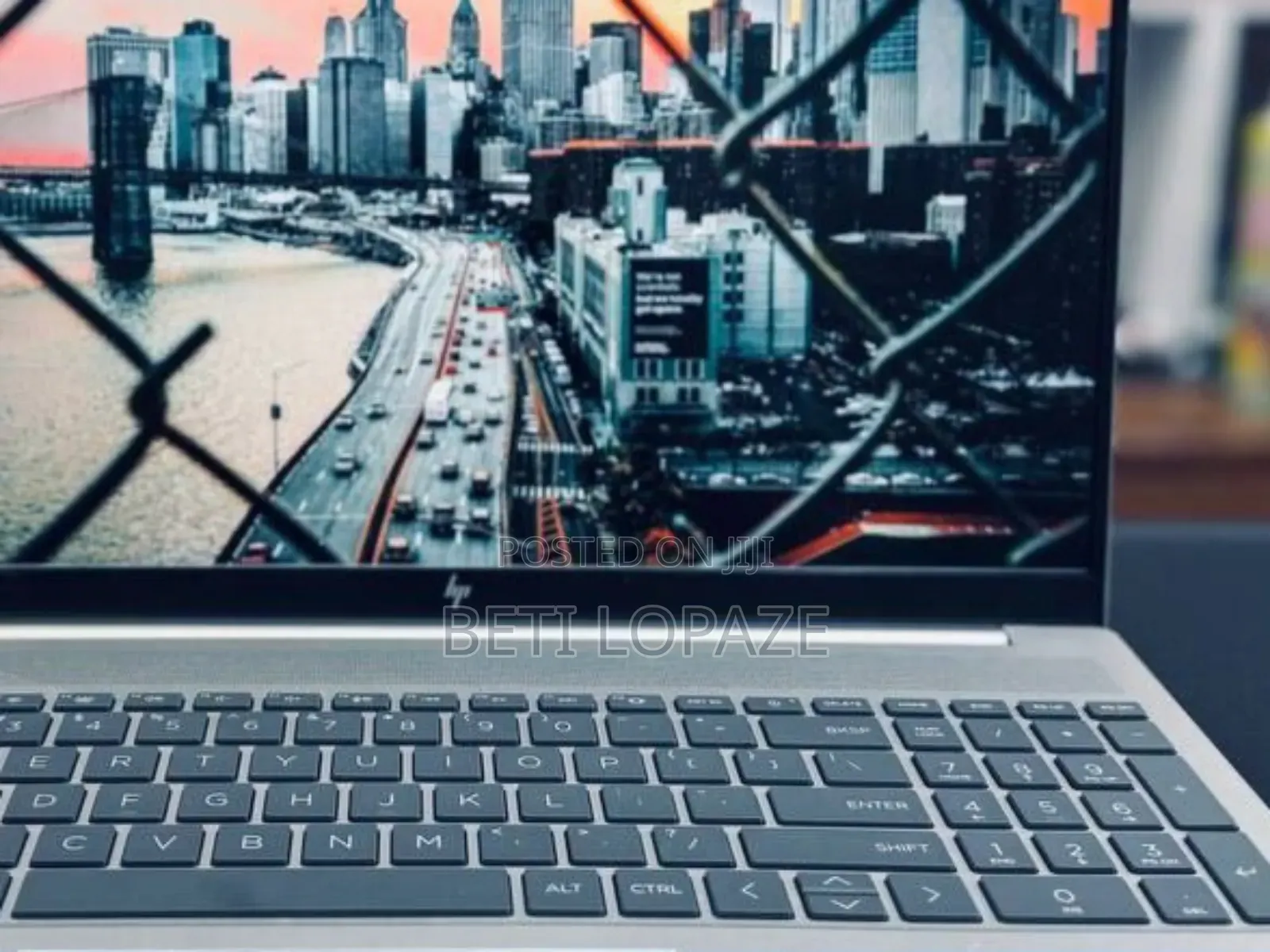 New Laptop HP Pavilion 17 16GB Intel Core I5 SSD 1T