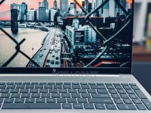 New Laptop HP Pavilion 17 16GB Intel Core I5 SSD 1T