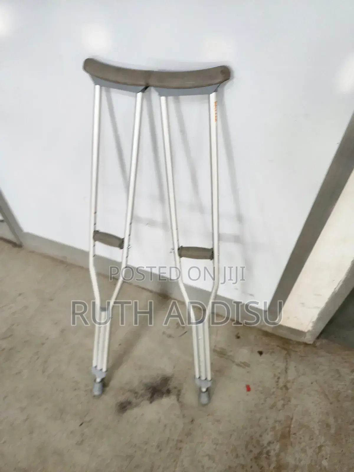Crutches盎我crutches衹你crutches馬力crutches鬪我crutches牌匾crutches