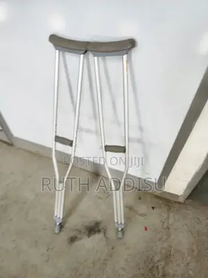 Photo - Crutches盎我crutches衹你crutches馬力crutches鬪我crutches牌匾crutches