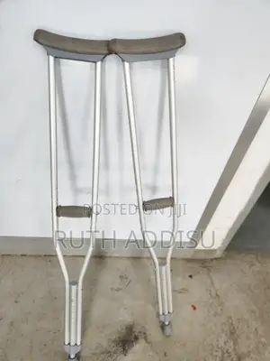 Photo - Crutches袴喇bilateral Axillary Crutches型錄crutches威廉crutches