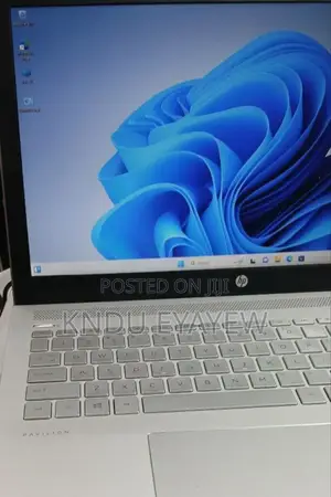 Photo - New Laptop HP Pavilion 15 8GB Intel Core I7 SSD 256GB