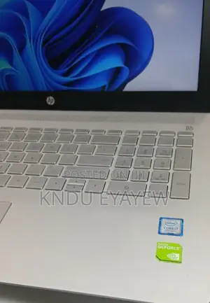 New Laptop HP Pavilion 15 8GB Intel Core I7 SSD 256GB