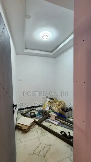 Furnished 2bdrm House in አዲስ አበባ, Bole for sale