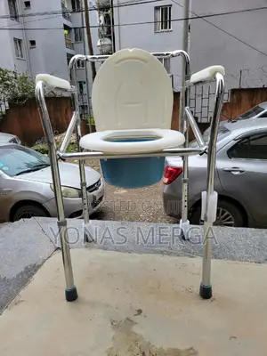 Foldable Commode Chair٥巿toilet Chair∆∆Pot Commode Chairههpot