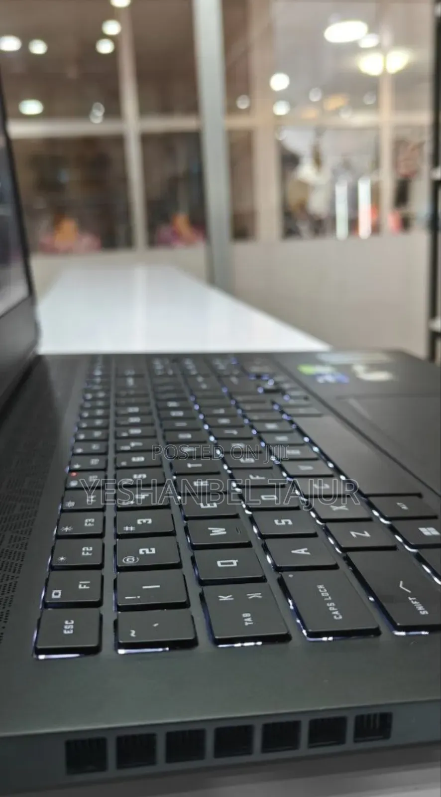 New Laptop HP Omen 16 8GB Intel Core I9 SSD 1T