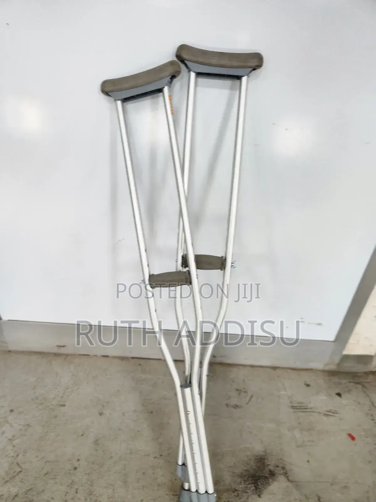 Crutches可愛crutches袸我axillary靠山crutches死後axillary Crutches