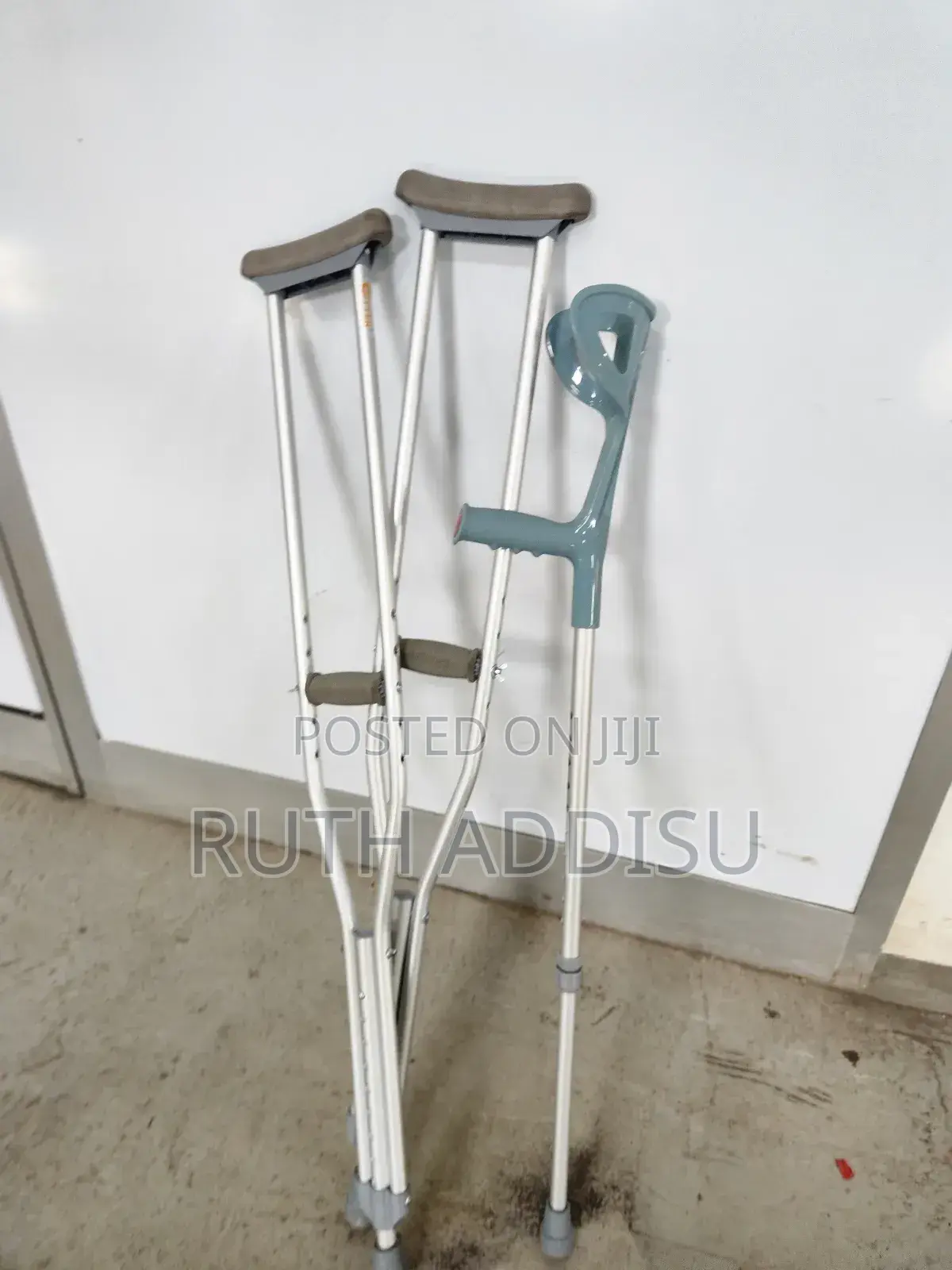 Crutches袴吋axillary Crutches鉛筆axillary Crutches型式crutches