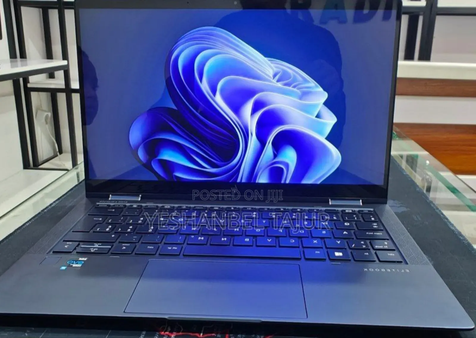 New Laptop HP Dragonfly G2 32GB Intel Core I7 SSD 1T