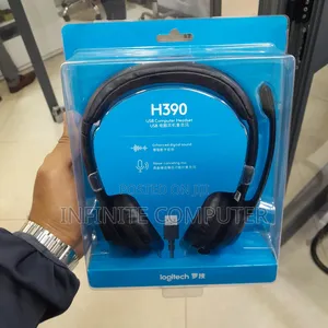 Photo - Logitech Headset