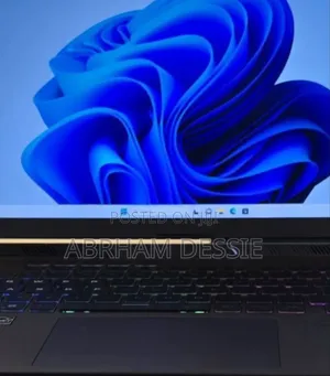 New Laptop Asus 16GB Intel Core I7 SSD 1T