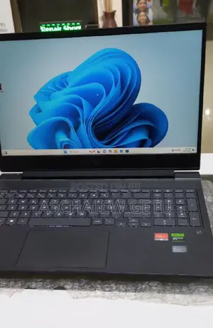 Photo - New Laptop HP Victus 15 16GB Intel Core I7 SSD 1T