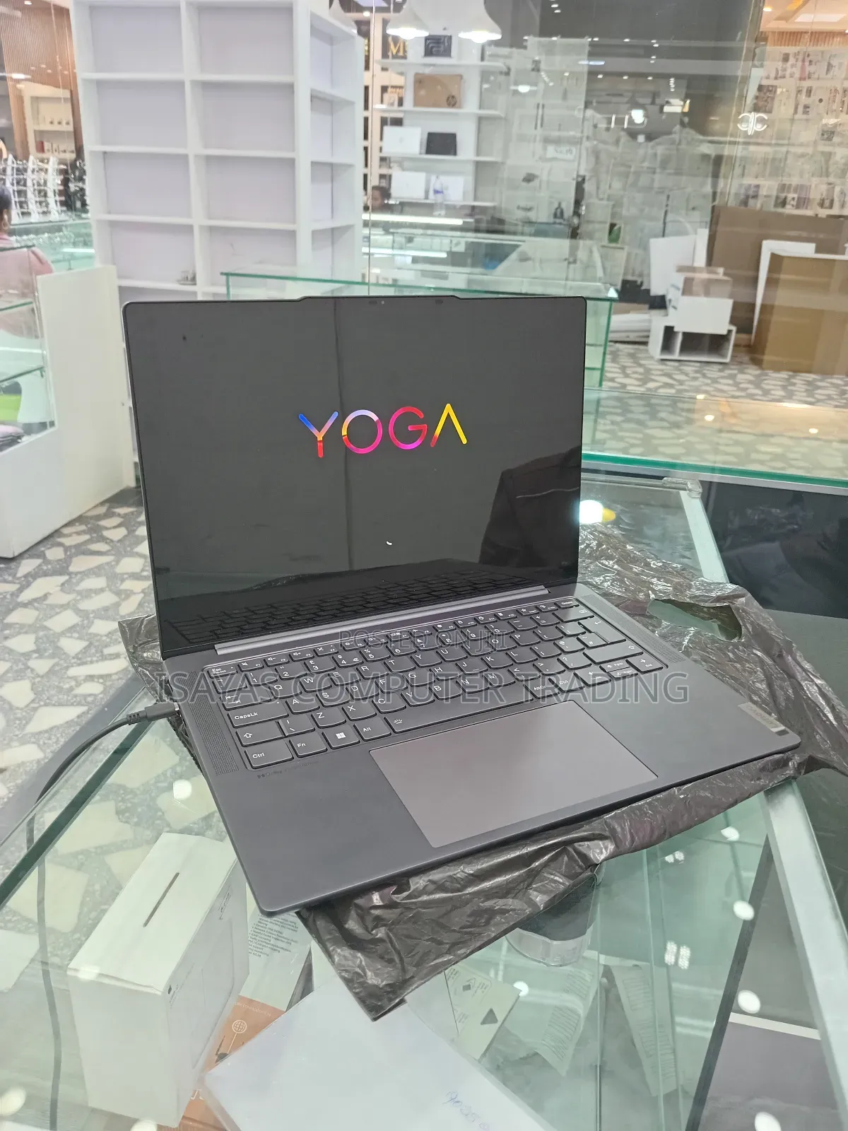 New Laptop Lenovo ThinkPad Yoga 32GB Intel Core I7 SSD 1T