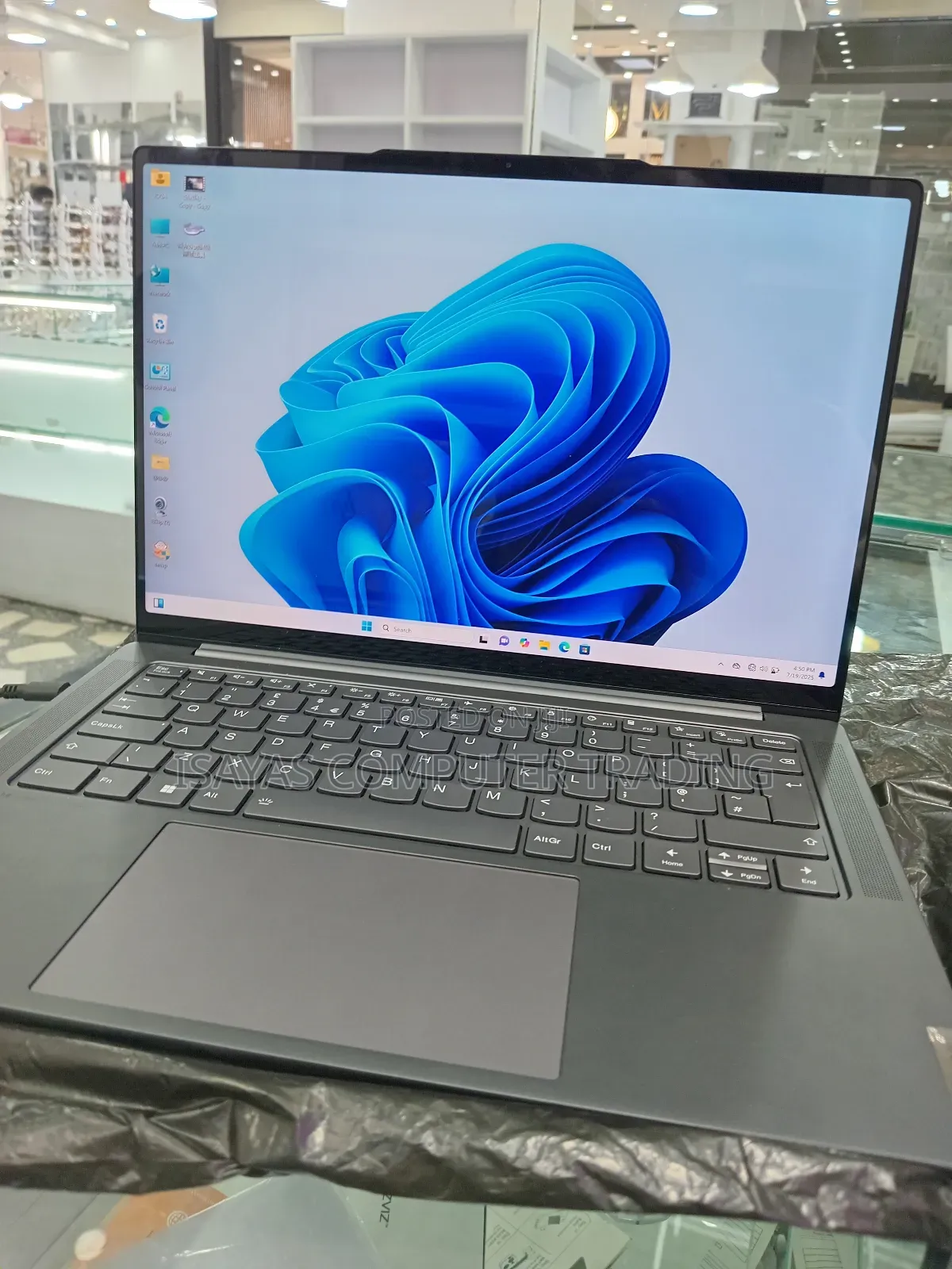 New Laptop Lenovo ThinkPad Yoga 32GB Intel Core I7 SSD 1T