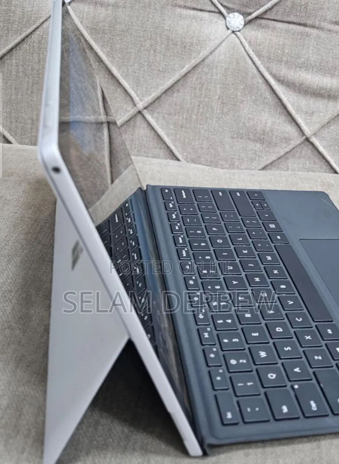 New Laptop Microsoft Surface Pro 7 16GB Intel Core I7 SSD 256GB