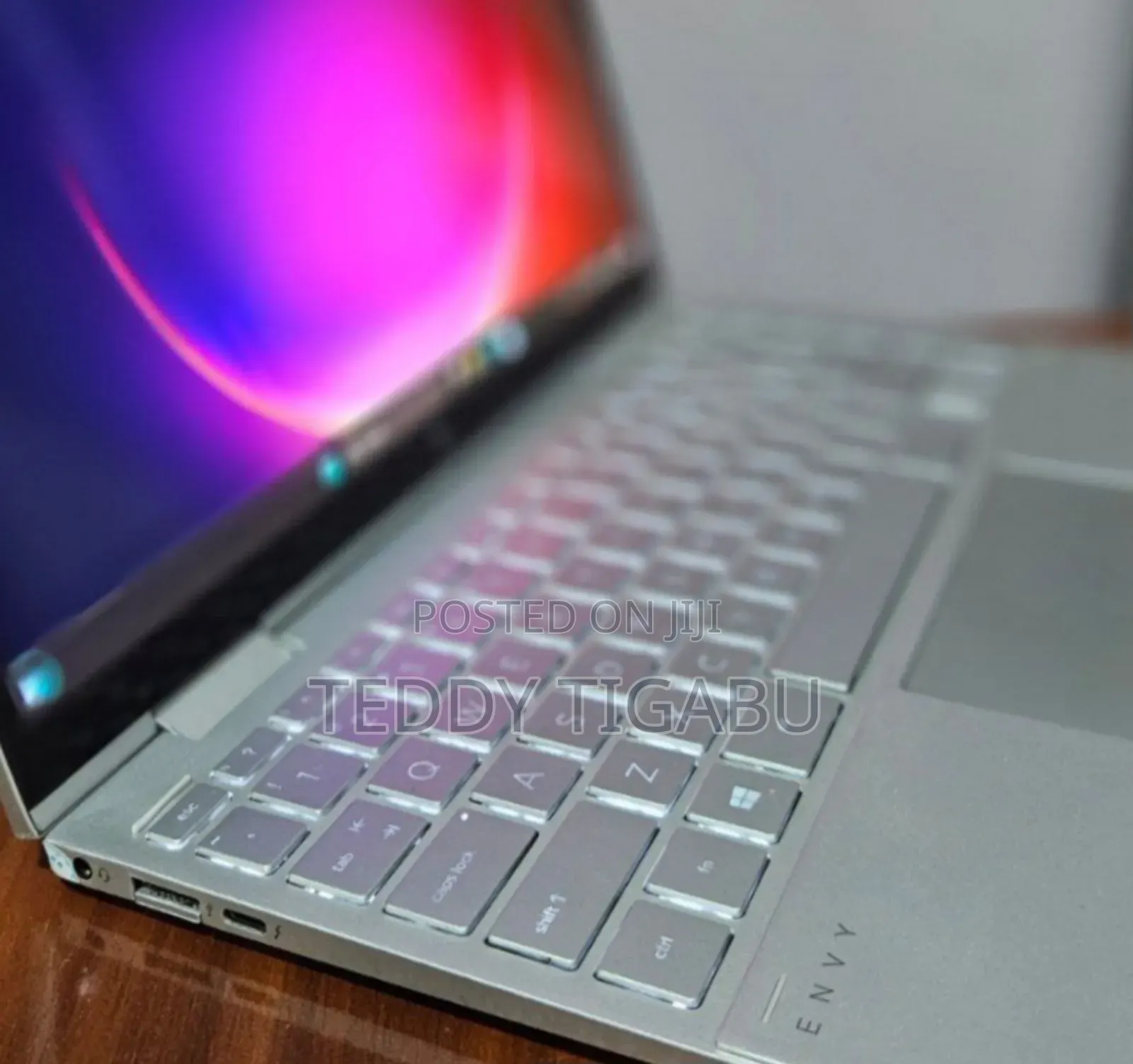 New Laptop HP Envy X360 8GB Intel Core I7 SSD 512GB