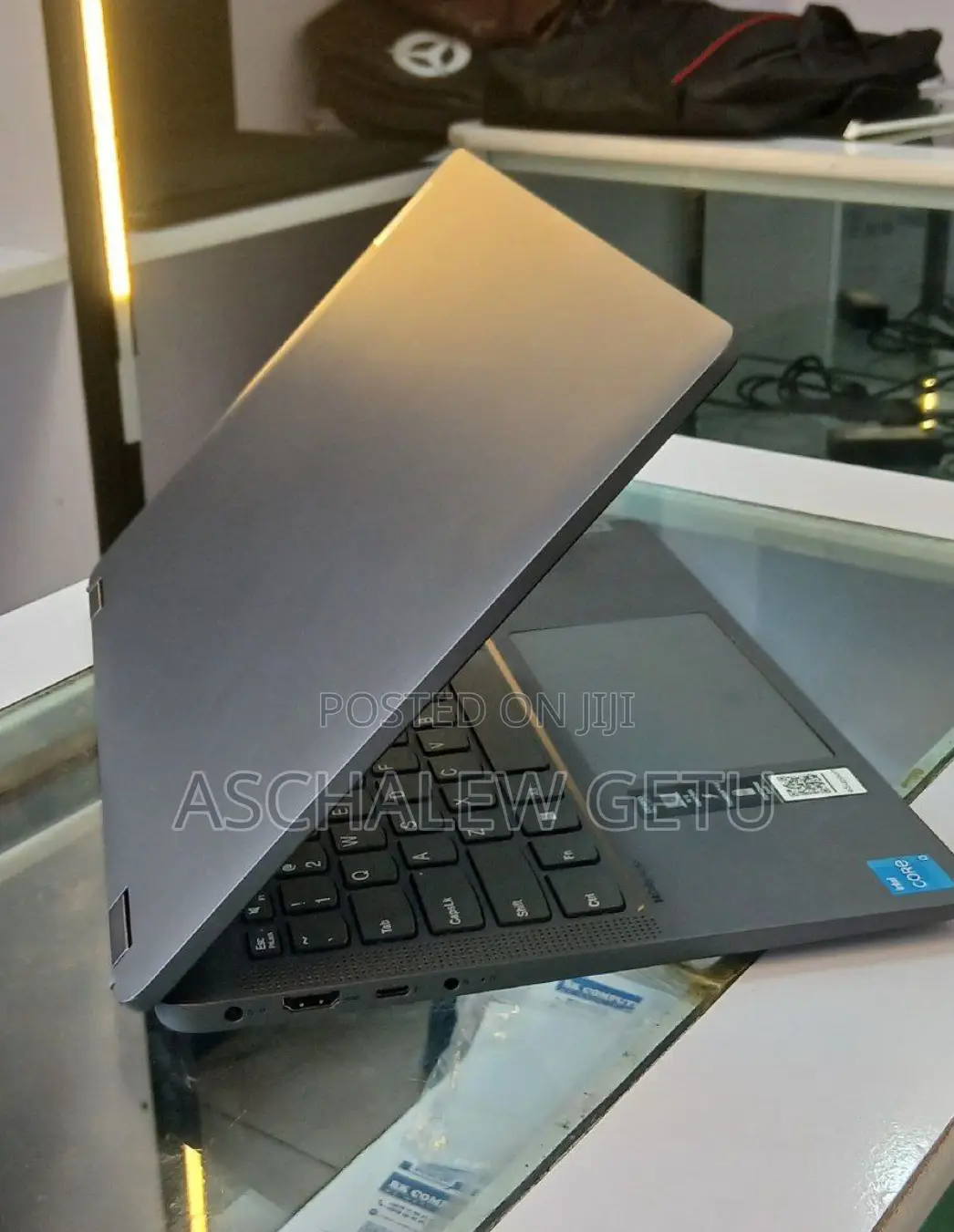 New Laptop Lenovo Ideapad 3 8GB Intel Core I3 SSD 256GB