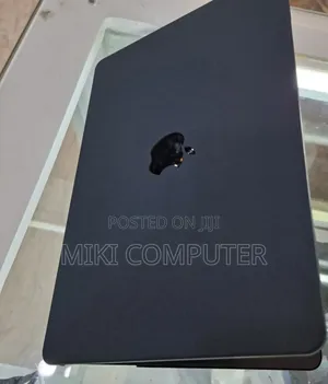 New Laptop Apple MacBook Air 2022 M2 8GB Intel SSD 256GB