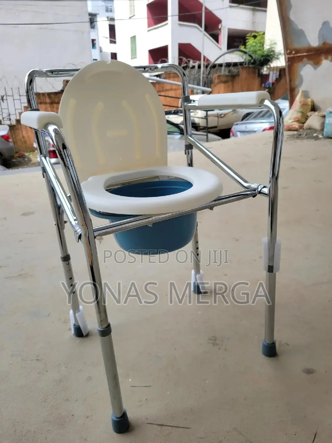 Bucket, Height Adjustableع٧commode Chair濟ةeasy to the Shower