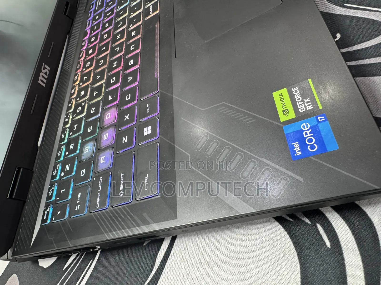 New Laptop MSI Crosshair 17 16GB Intel Core I7 SSD 1T