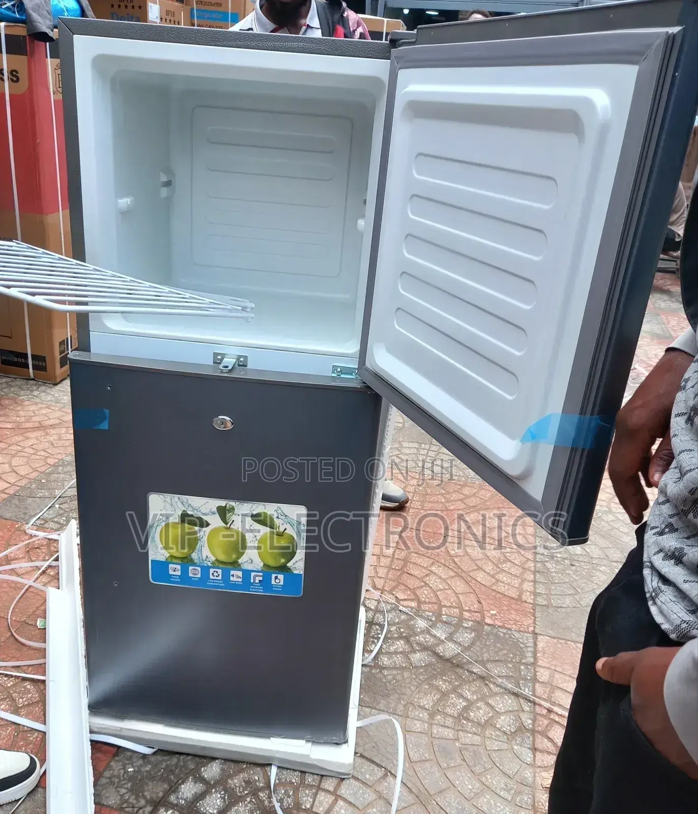 Frost Refrigerator 250