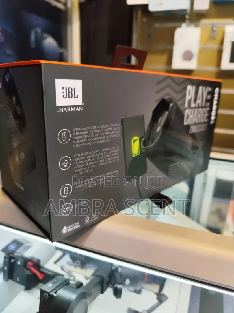 JBL Charge