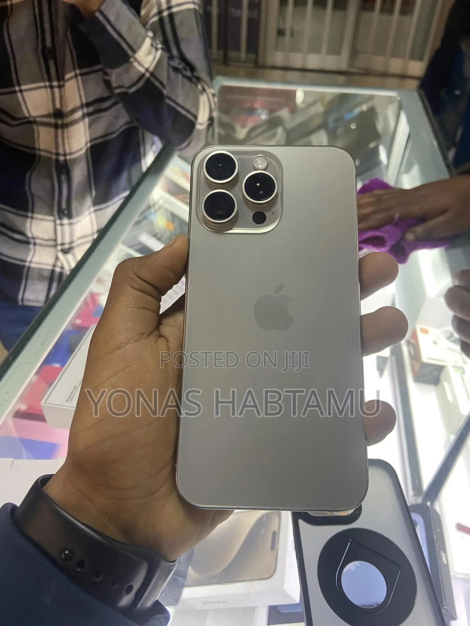 New Apple iPhone 15 Pro Max 256 GB