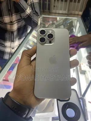 Photo - New Apple iPhone 15 Pro Max 256 GB