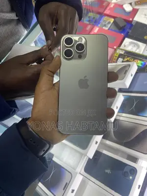 New Apple iPhone 15 Pro Max 256 GB