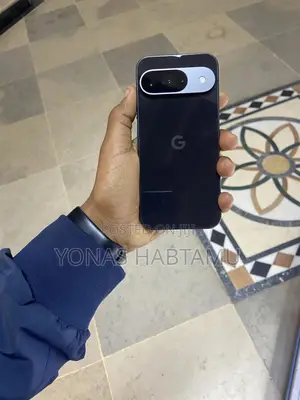 Photo - New Google Pixel 9 256 GB Black