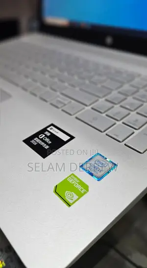 New Laptop HP Pavilion 15 8GB Intel Core I5 HDD+SSD 500GB