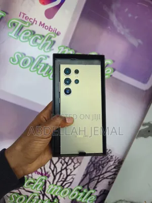 New Samsung Galaxy S24 Ultra 256 GB Gold