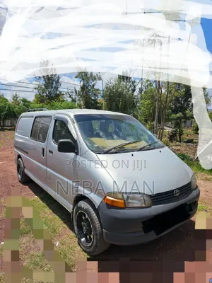 Toyota HiAce 1998 Silver