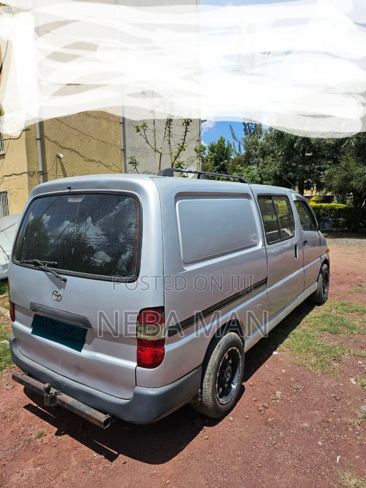 Toyota HiAce 1998 Silver