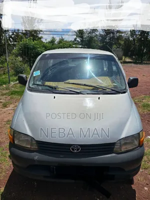 Toyota HiAce 1998 Silver